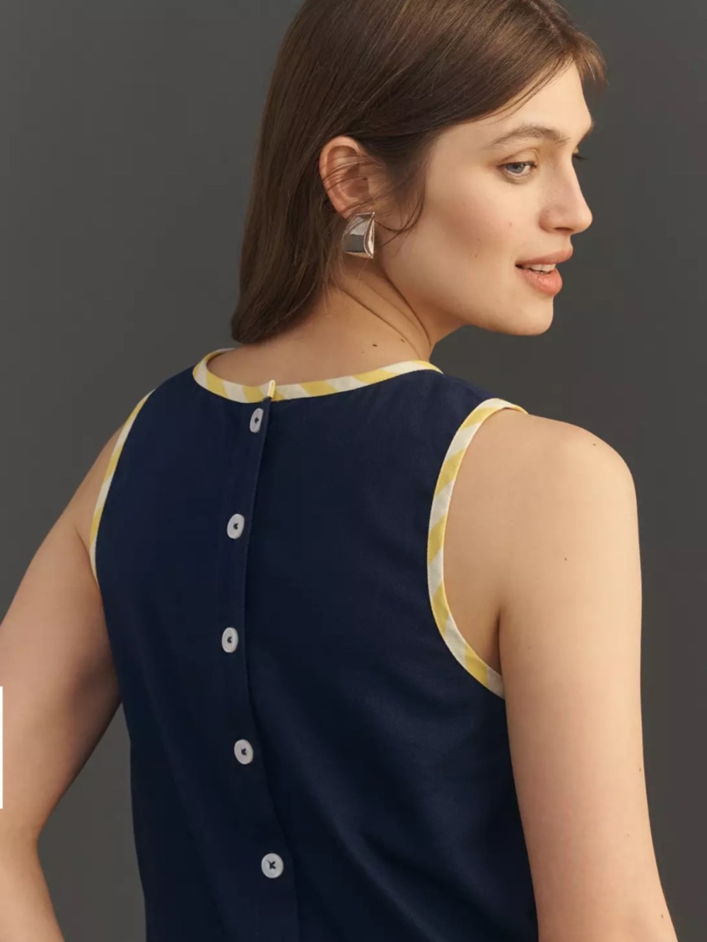NWT $118 size M #Anthropologie Navy Citrus & Blue Floral Embroidered shell tank - Picture 2 of 7